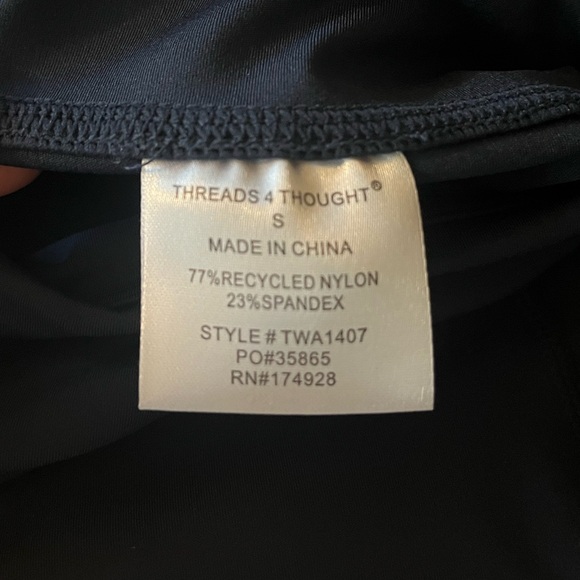 Threads for Thought Rita Pocket High Rise 7/8 Sport Legging 24" Navy, Size S - Picture 6 of 8